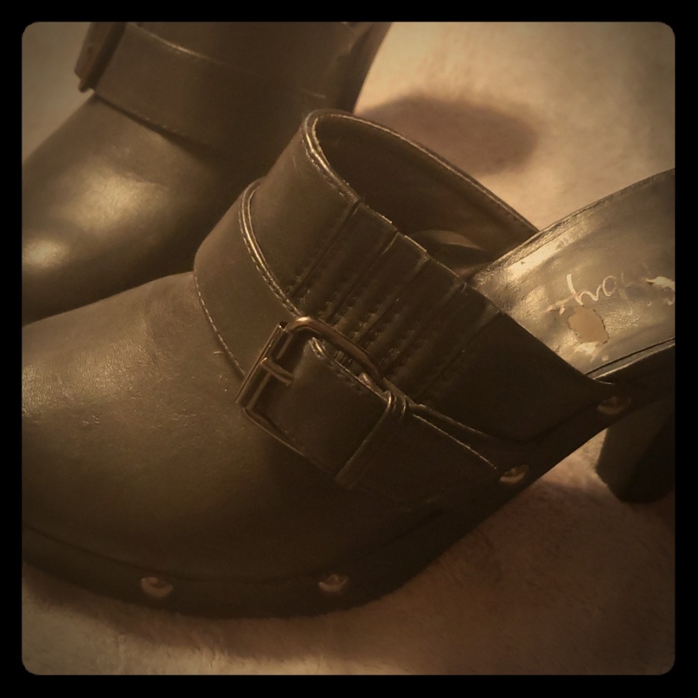 Black buckle & studs clogs slides mules  size 10